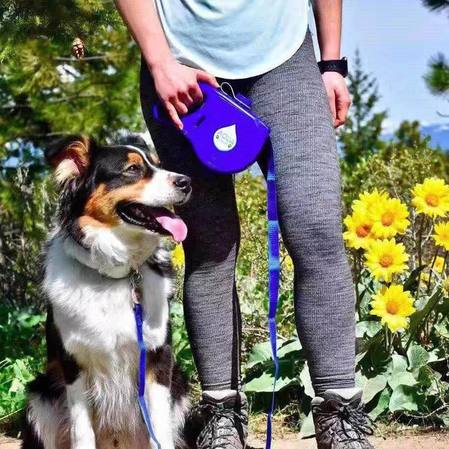 Multifunctional Portable Pet Leash With Built-In Water Bottle Holder