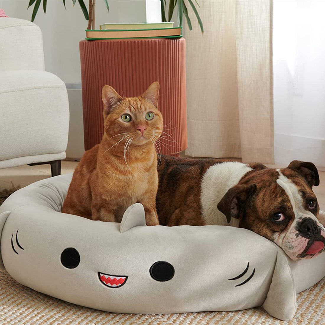 Super Soft Plush Pet Bed Suitable For All Seasons